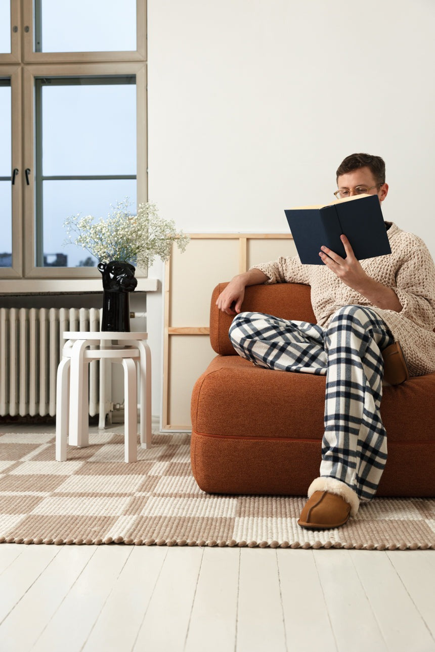 10 Small-Space Hacks with a Sleeper Chair Bed